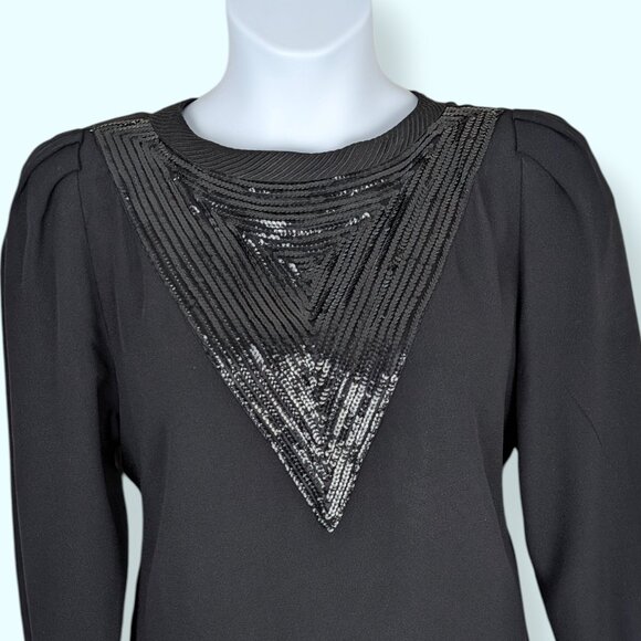 V. Louis Féraud Long Sleeve Sequin Shift Dress - Picture 3 of 9